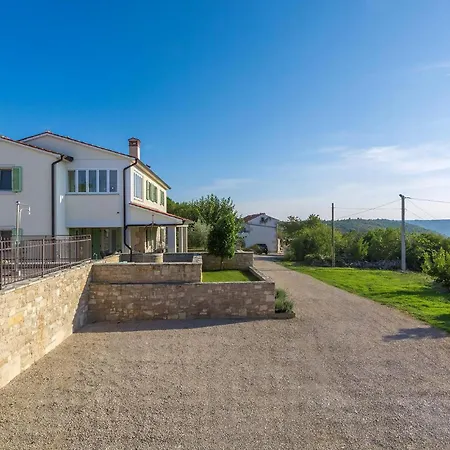 Mare Ferienhaus Trget